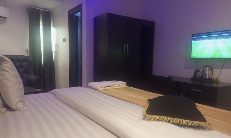Executive Room
